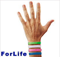 מהיום צמידי גומי צבעוניים עם הכתובת ForLife